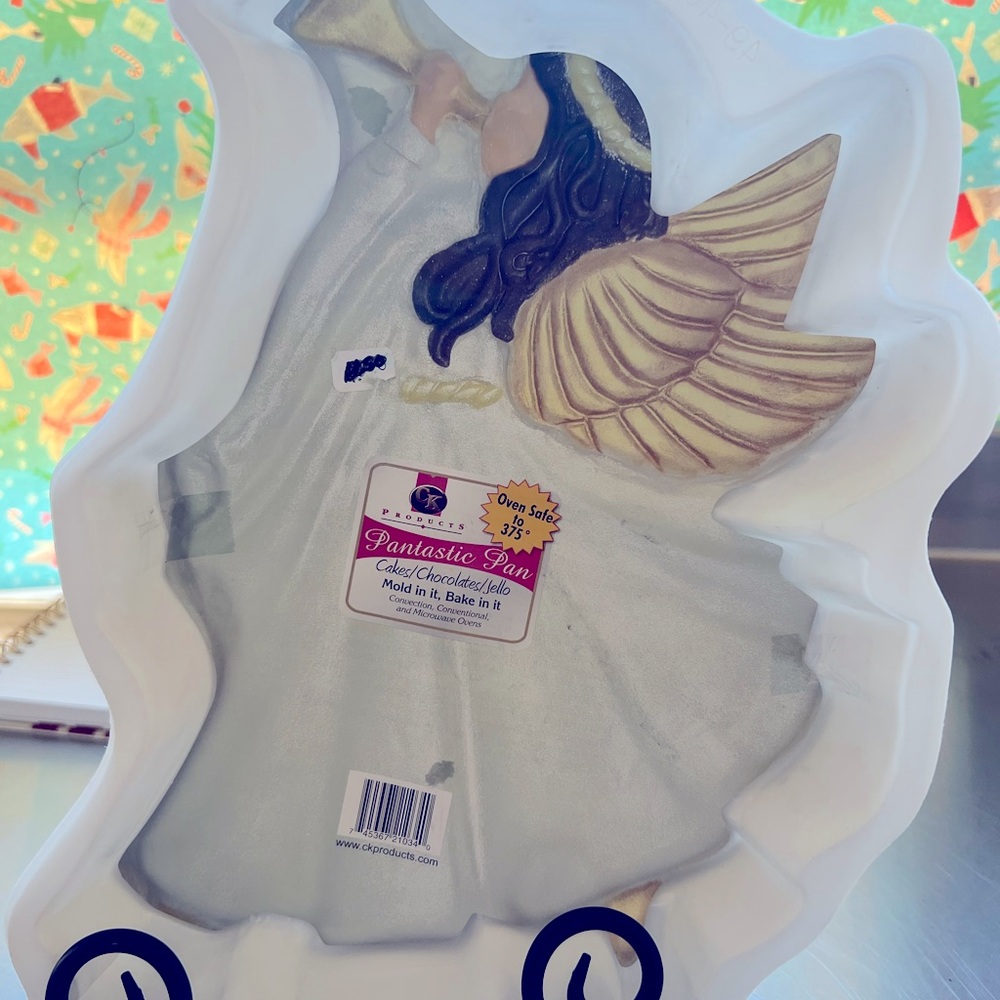 Angel mold